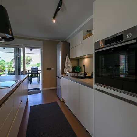 Matohanci Dazzling With Pool - Four Bedroom With Pool