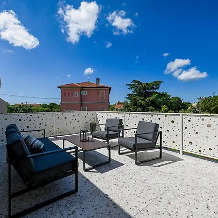 Matohanci Dazzling With Pool - Four Bedroom With Pool