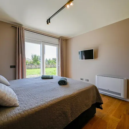 Matohanci Dazzling With Pool - Four Bedroom With Pool Villa *